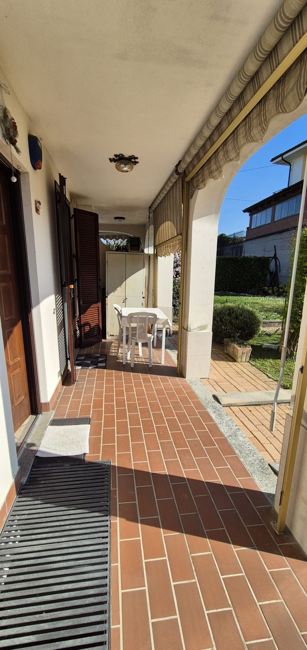 Appartamento con giardino in via garibaldi, Lauriano