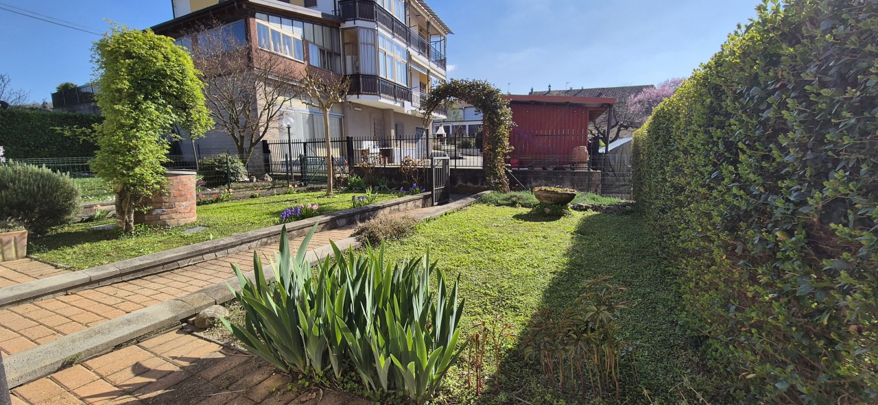 Appartamento con giardino in via garibaldi, Lauriano