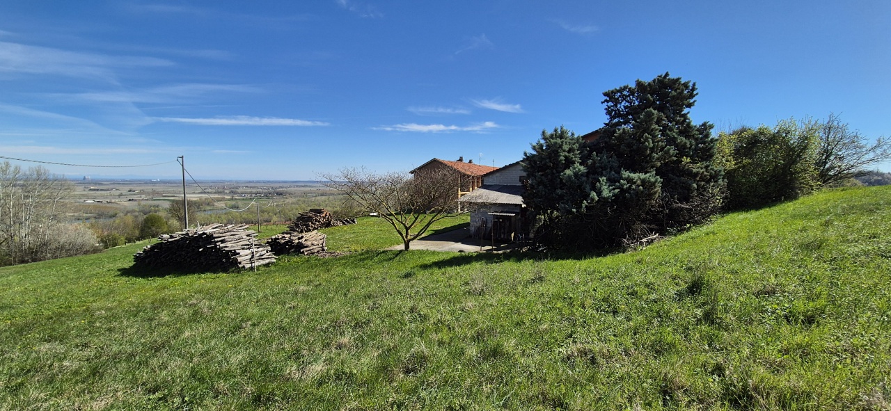 Casa indipendente con giardino in localita' bicocca, Verrua Savoia