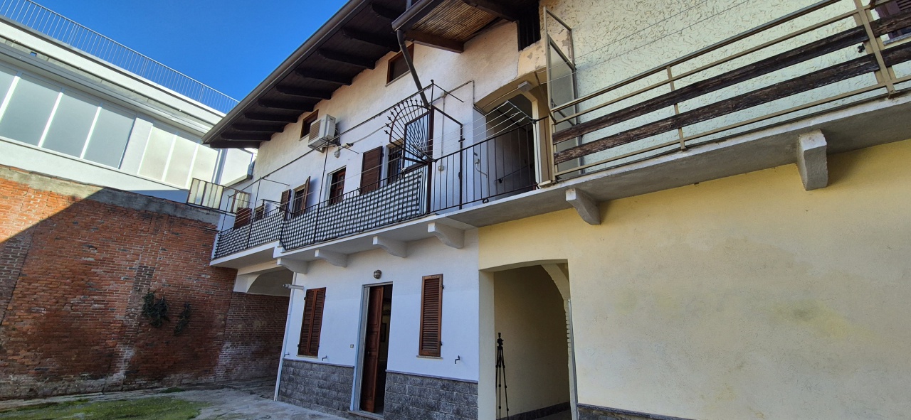 Casa indipendente in vendita in via san raffaele, Chivasso