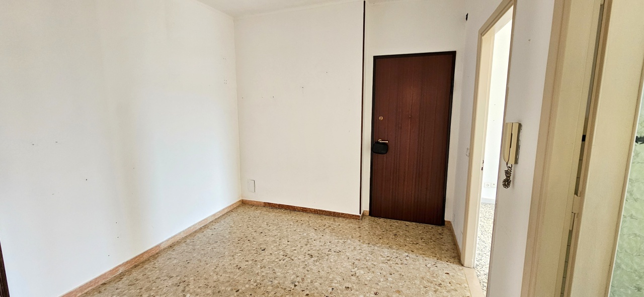 Trilocale con box in via mazze', Chivasso