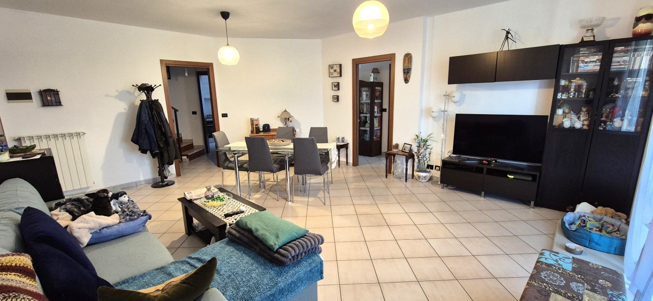 Appartamento con terrazzo in via caluso, Chivasso