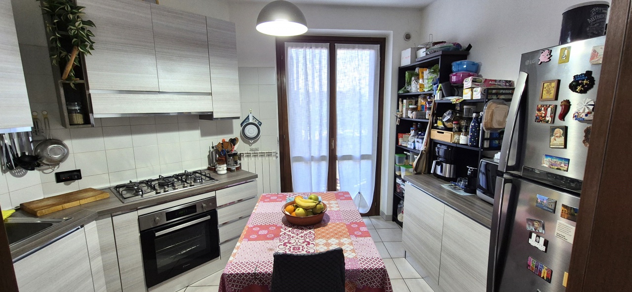 Appartamento con terrazzo in via caluso, Chivasso