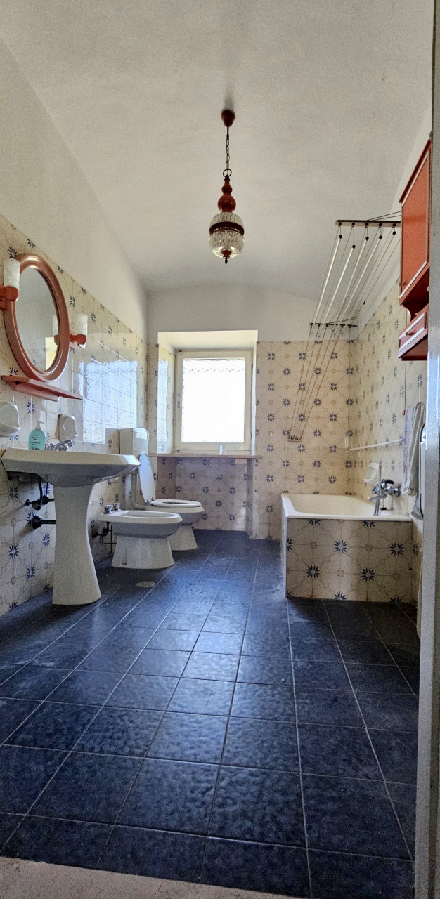 Casa indipendente con giardino in via poasso, Chivasso