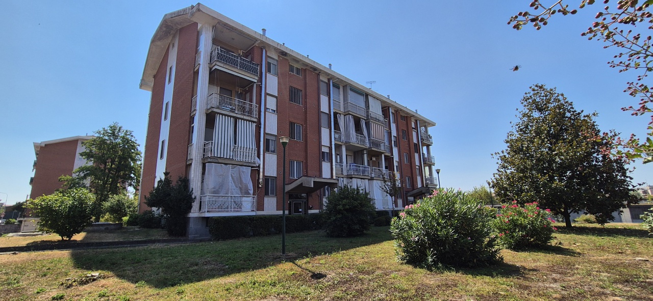 Quadrilocale in vendita in via faldella, Crescentino