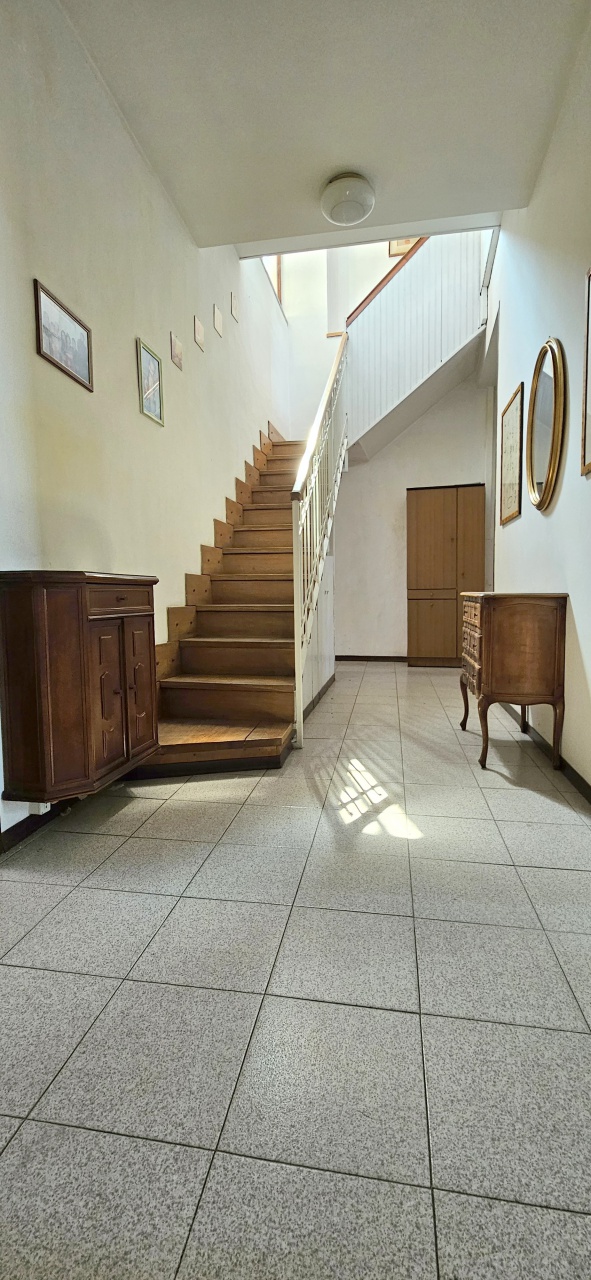 Appartamento con terrazzo in via po, Chivasso