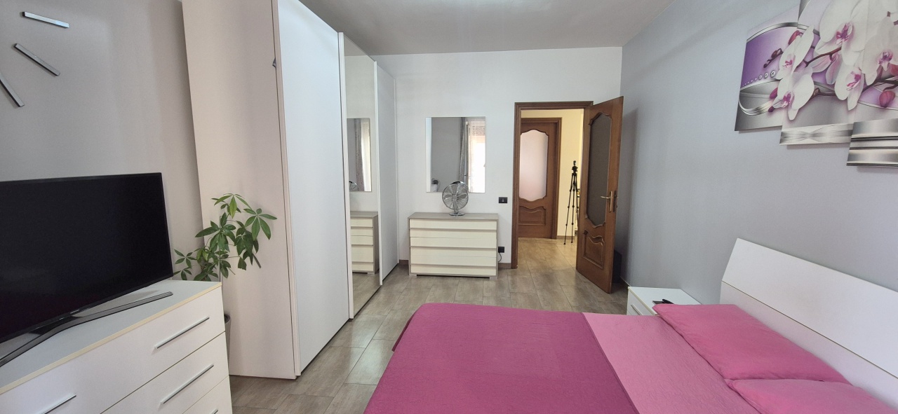 Trilocale in vendita in via momo, Chivasso