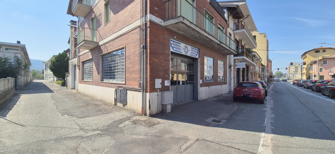 Locale commerciale in affitto in stradale torino, Chivasso