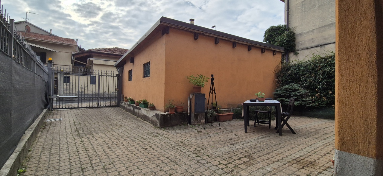 Casa indipendente con giardino in via manzoni, Gassino Torinese