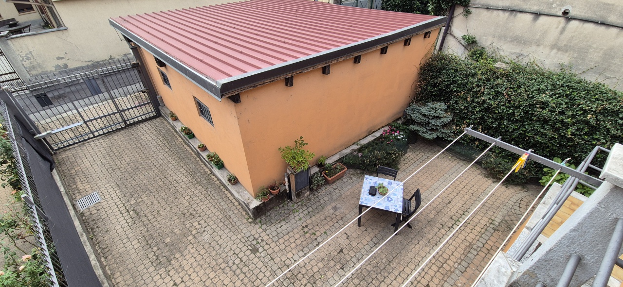 Casa indipendente con giardino in via manzoni, Gassino Torinese