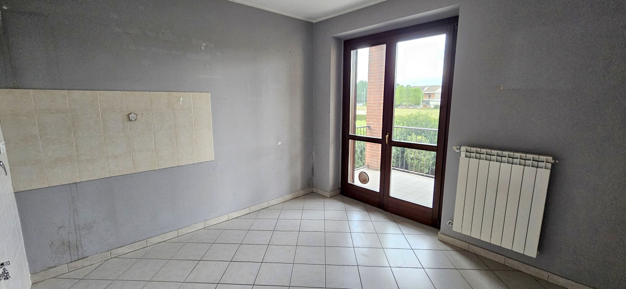 Trilocale con box in via mazze', Chivasso
