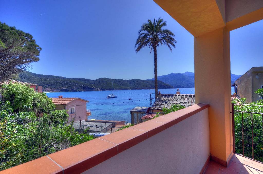 Villa con giardino in scaglieri, Portoferraio