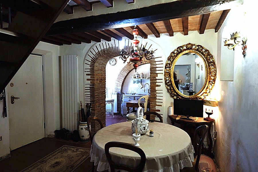 Villa con giardino a Camaiore