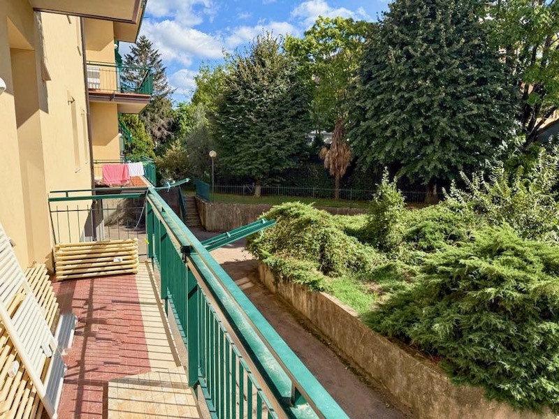 Trilocale con terrazzo in via baccio da montelupo, Scandicci