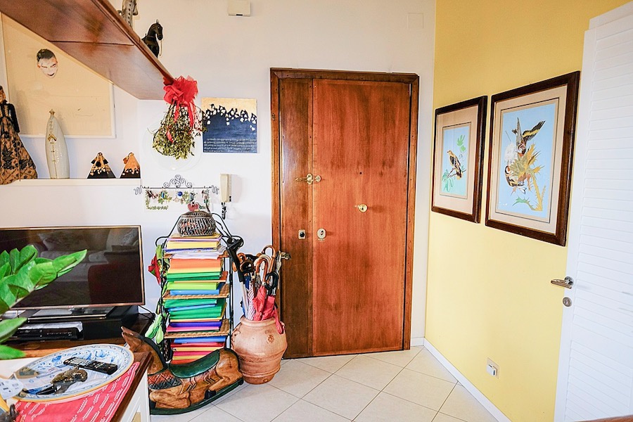 Appartamento con terrazzo a Scandicci