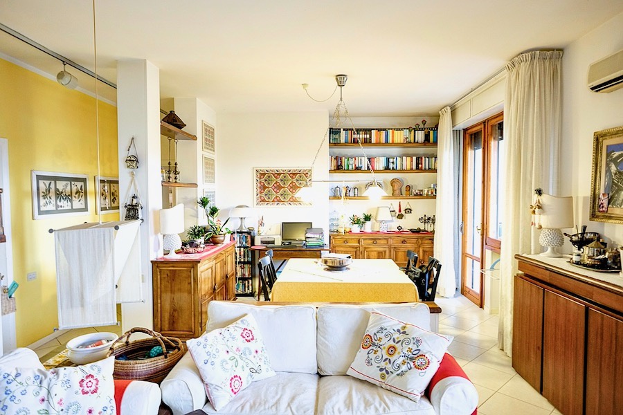 Appartamento con terrazzo a Scandicci