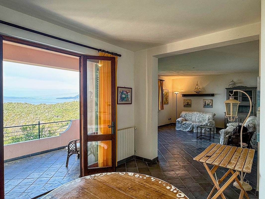 Villa con giardino a Portoferraio