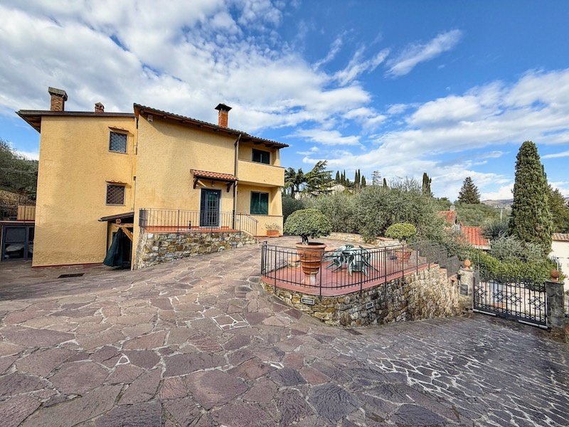 Villa con giardino a Fiesole