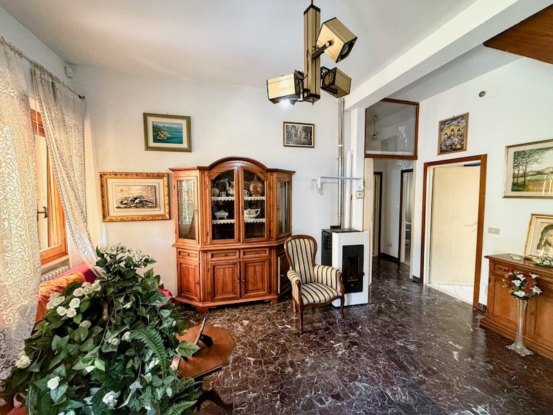 Villa con giardino a Montecatini-Terme