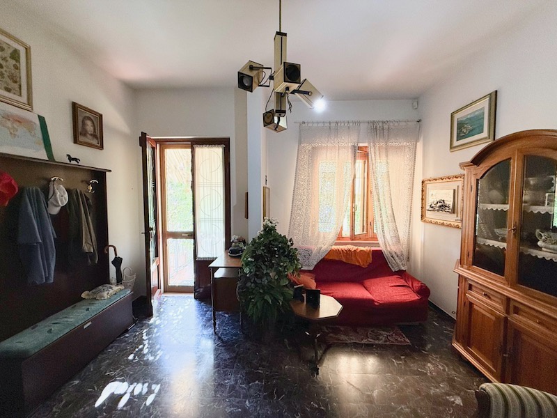 Villa con giardino a Montecatini-Terme