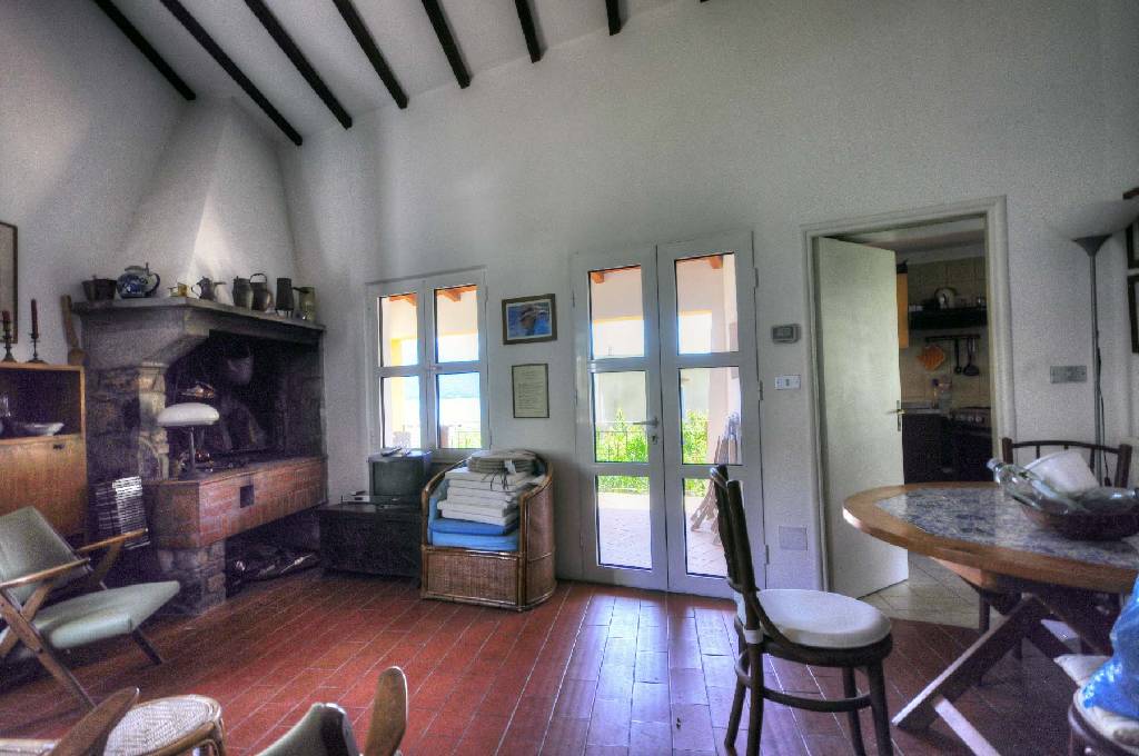 Villa con giardino in scaglieri, Portoferraio