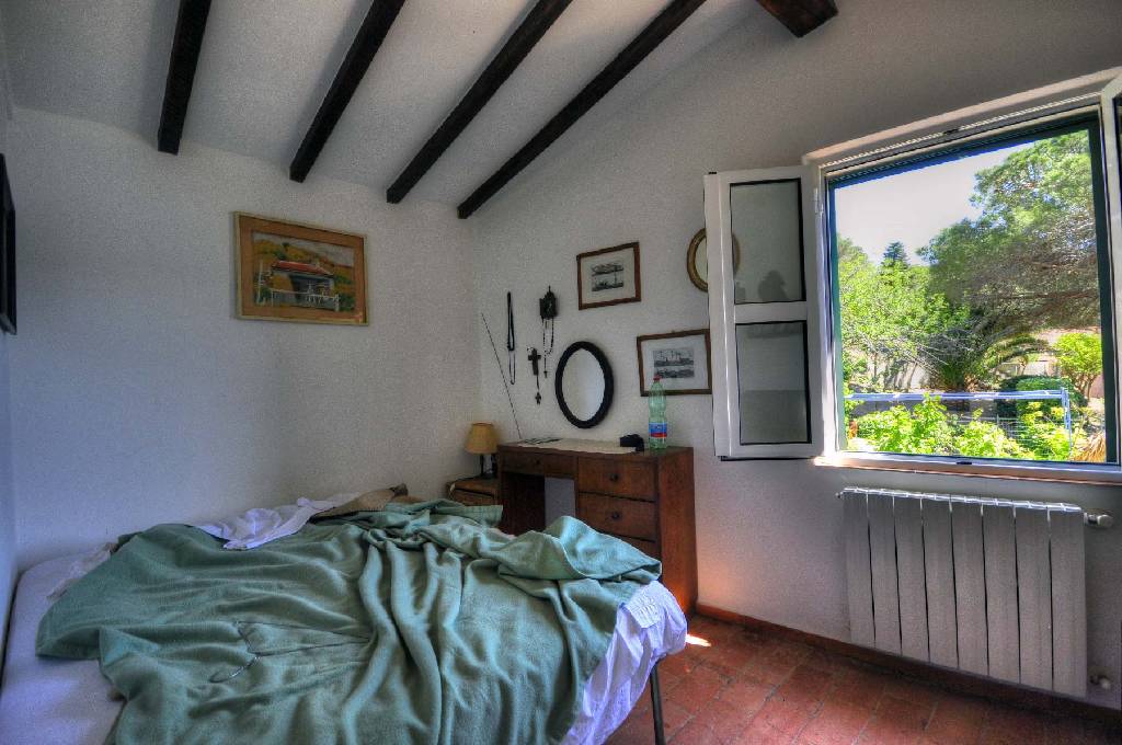 Villa con giardino in scaglieri, Portoferraio
