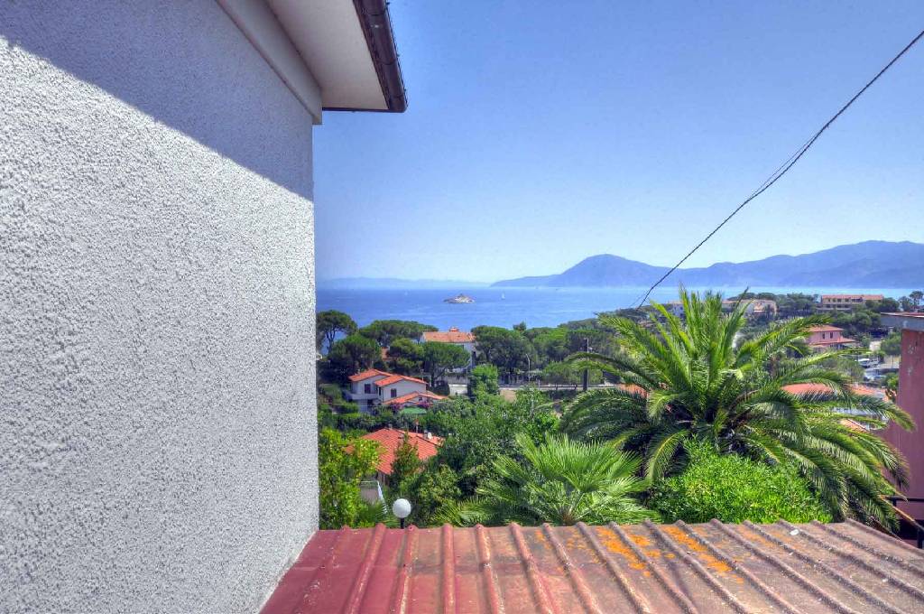 Villa con giardino in le ghiaie, Portoferraio
