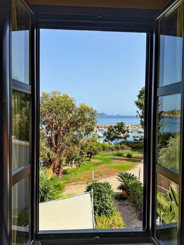 Casa indipendente vista mare in via del porticciolo, Capoliveri
