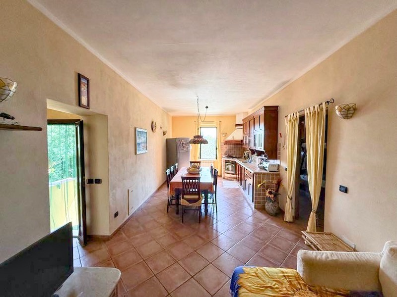 Casa indipendente vista mare in via del porticciolo, Capoliveri