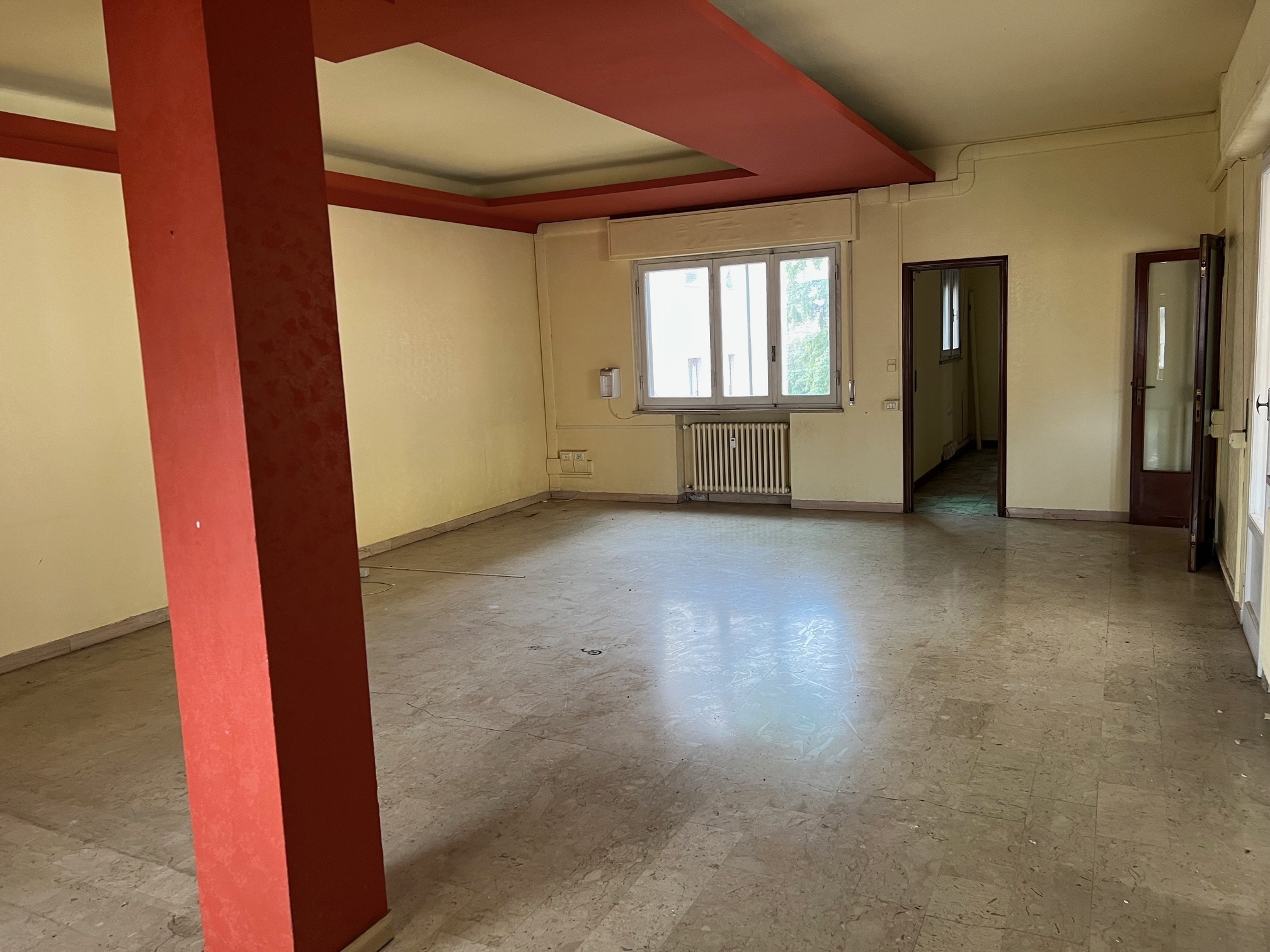 Appartamento con terrazzo, Pistoia centro citt