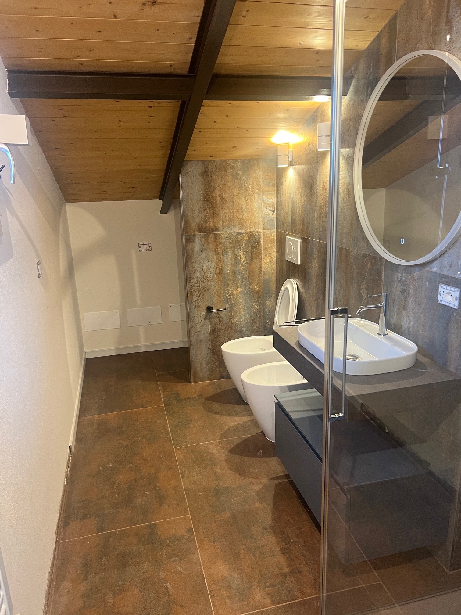 Bilocale con terrazzo in via travetta 70, Agliana