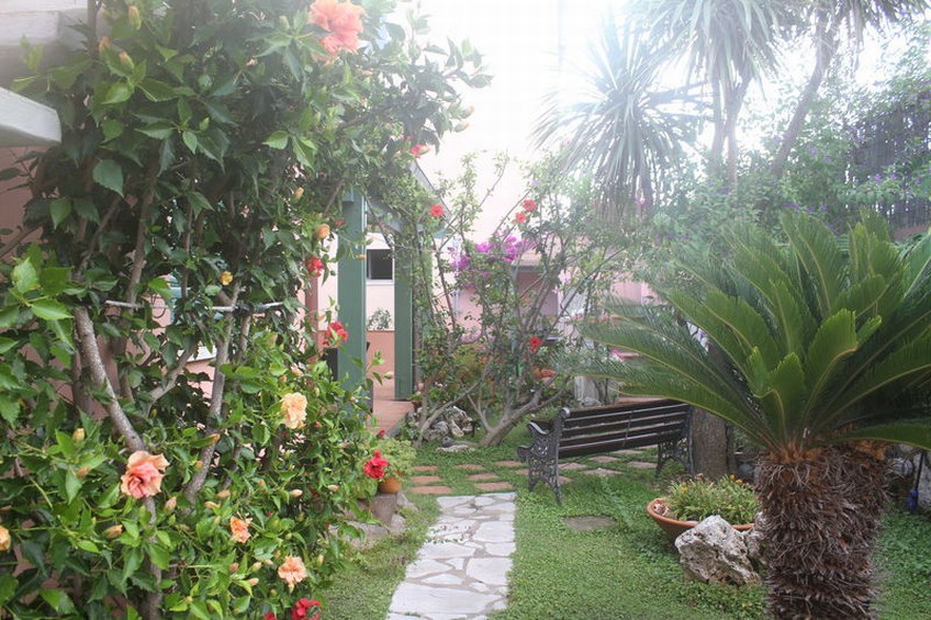Villa con giardino a Portoferraio