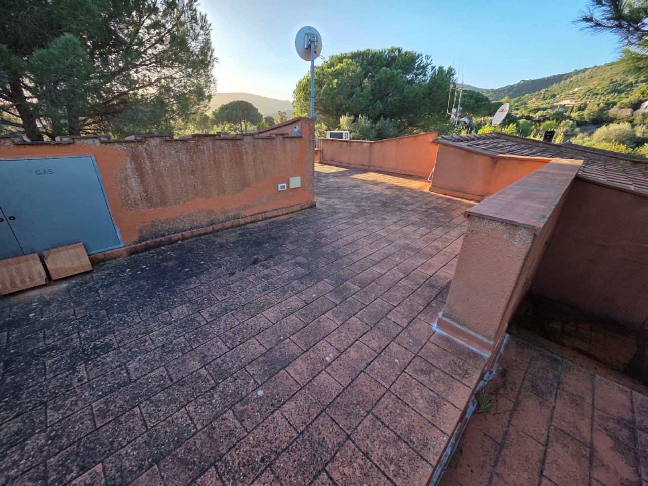 Villa con giardino a Capoliveri