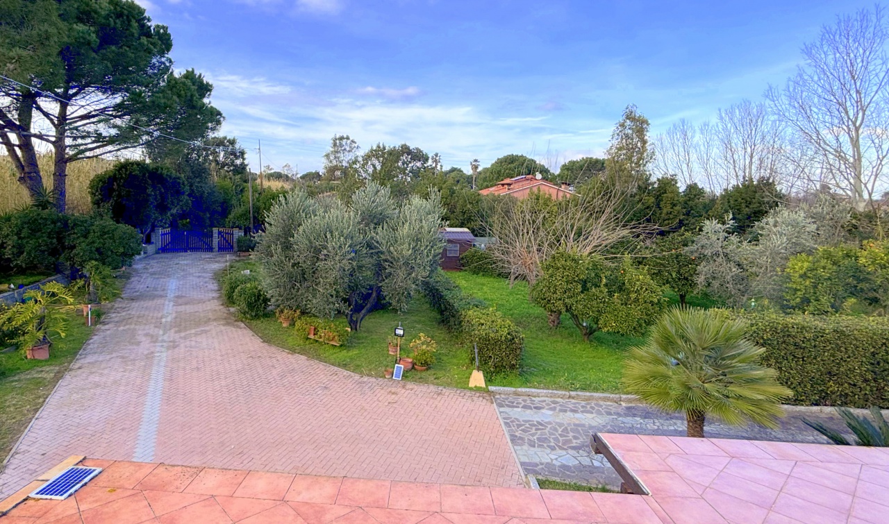 Villa con giardino a Portoferraio