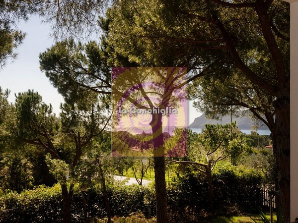 Villa con giardino a Capoliveri