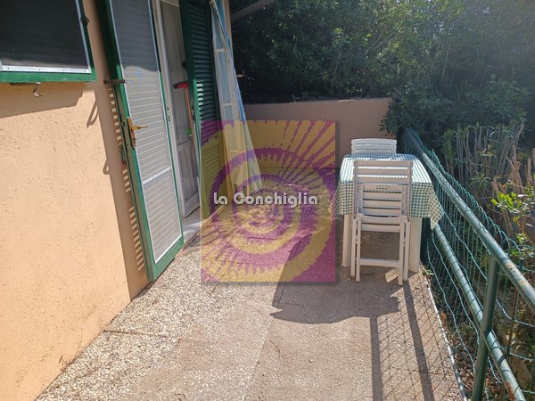 Bilocale con giardino a Capoliveri