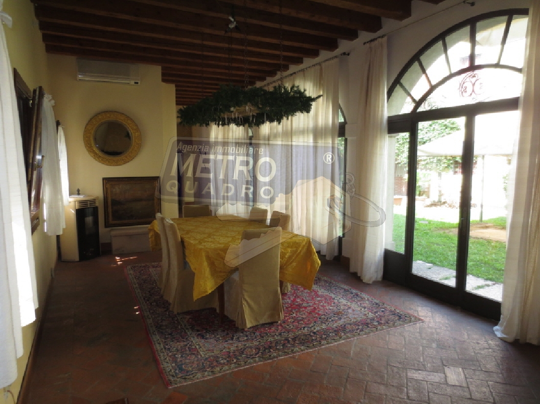 Casa indipendente con giardino in via del costo 47, Thiene