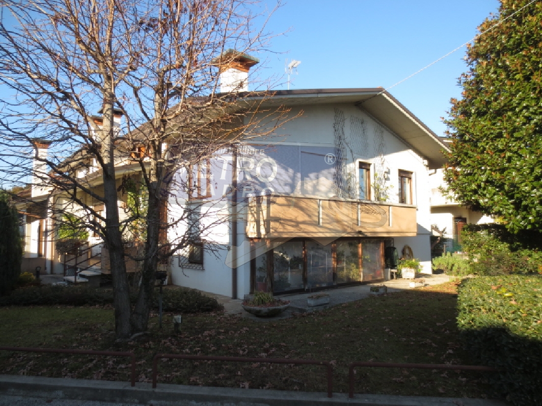 Casa indipendente in vendita in via del costo 47, Thiene