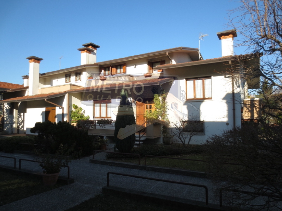 Casa indipendente in vendita in via del costo 47, Thiene