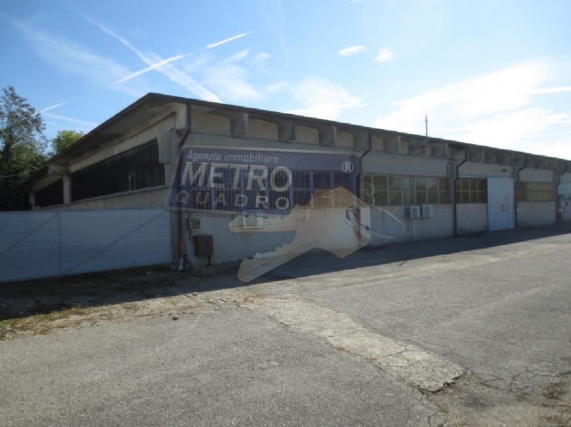 Capannone in affitto in via del costo, Zan