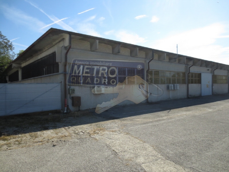 Capannone in affitto in via del costo, Zan