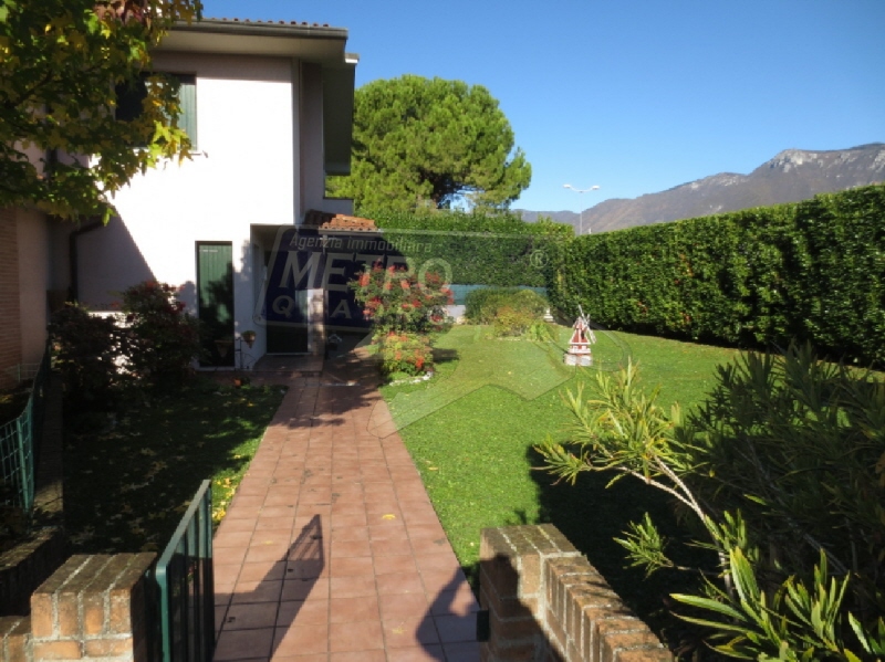 Villa in vendita in piazza iv novembre 5, Carr