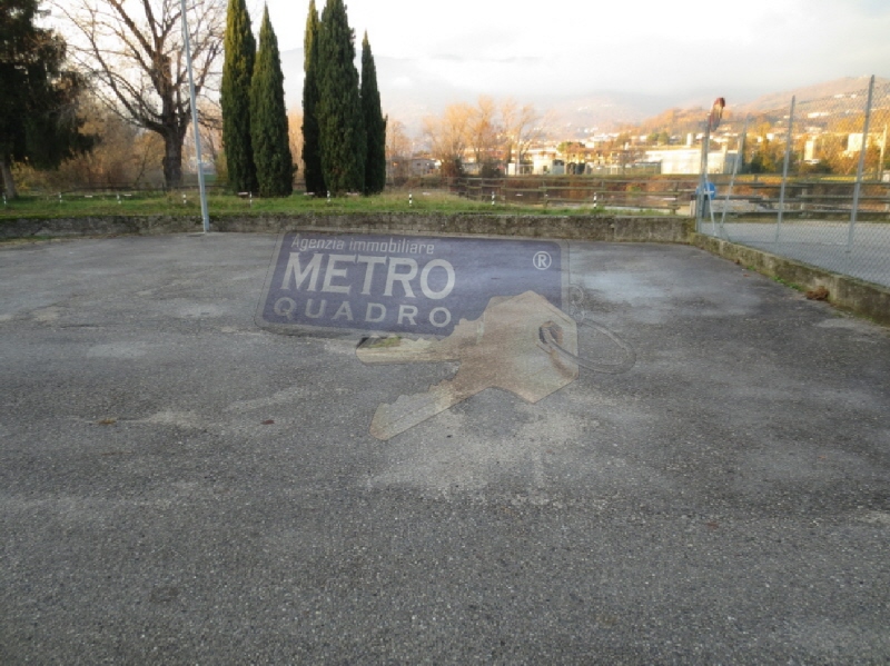 Terreno in vendita in piazza xxv aprile 10, Zugliano