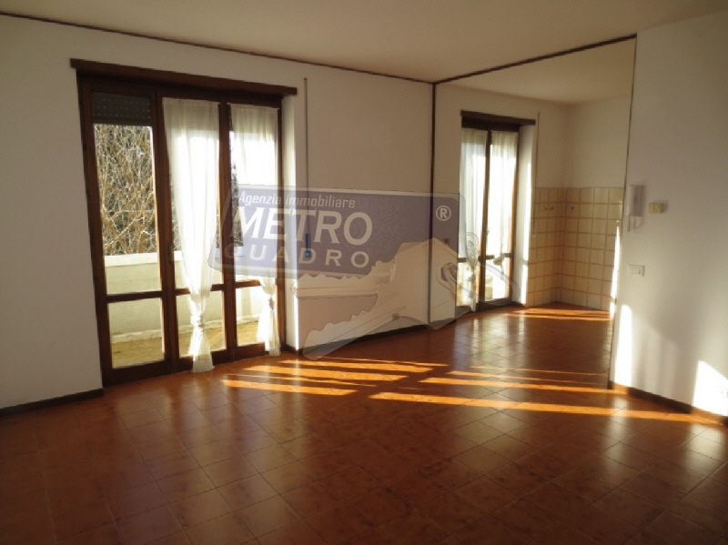 Quadrilocale con terrazzo in via del costo, Thiene