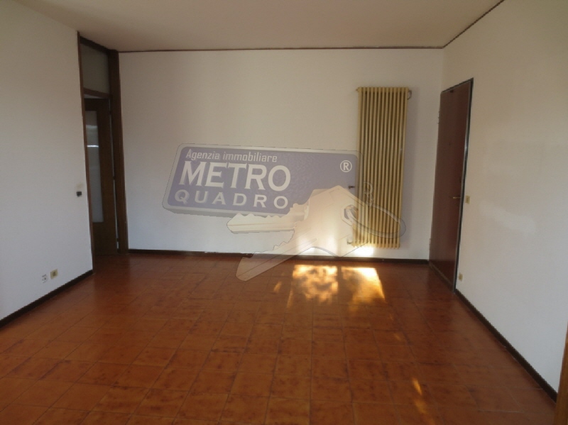 Quadrilocale con terrazzo in via del costo, Thiene