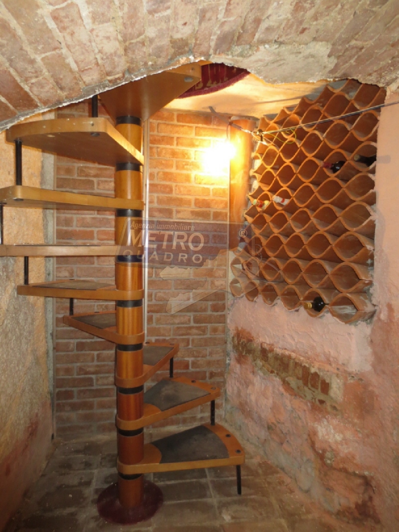 Casa indipendente con giardino in piazza iv novembre 5, Carr�