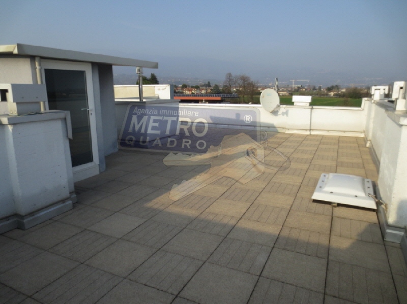 Appartamento con terrazzo in via del costo 47, Thiene