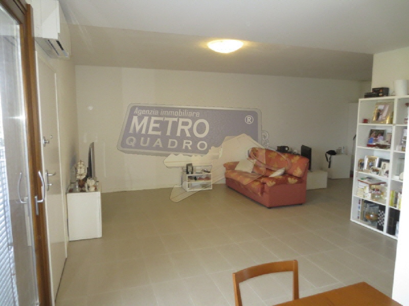 Appartamento con terrazzo in via del costo 47, Thiene