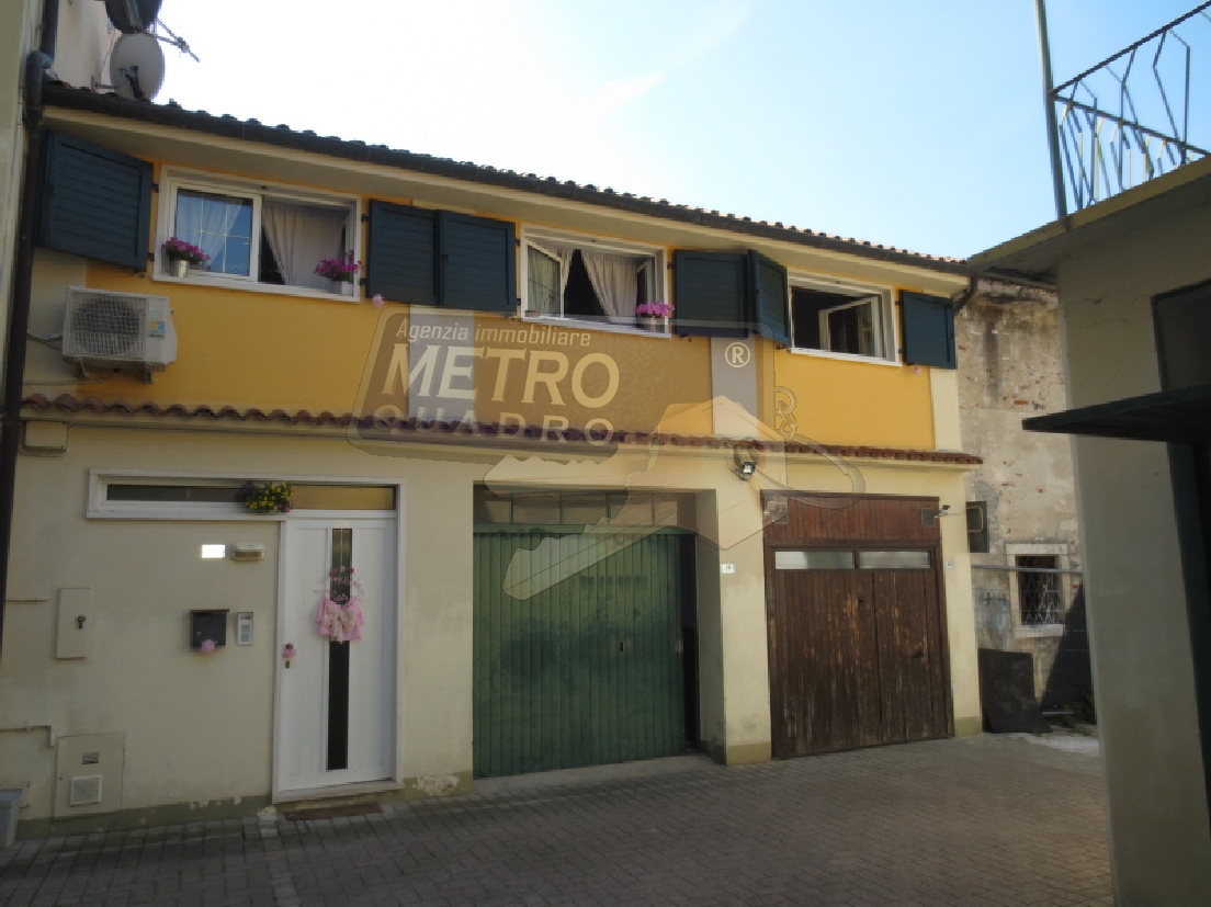 Quadrilocale in vendita in via del costo, Thiene