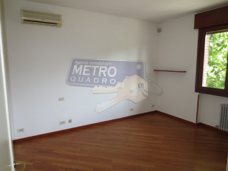 Appartamento con terrazzo in via del costo 47, Thiene